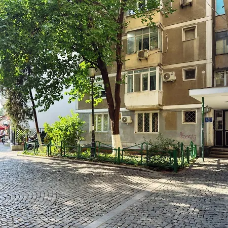 Abby - Old Town Centre I Carpark Nearby I Self Check-in * Бухарест