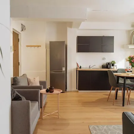 Apartamento Abby - Old Town Centre I Carpark Nearby I Self Check-in *