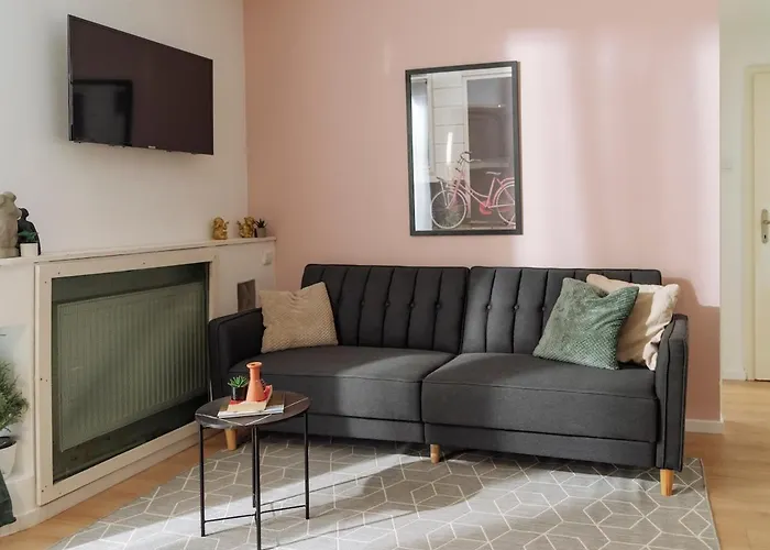 Abby - Old Town Centre