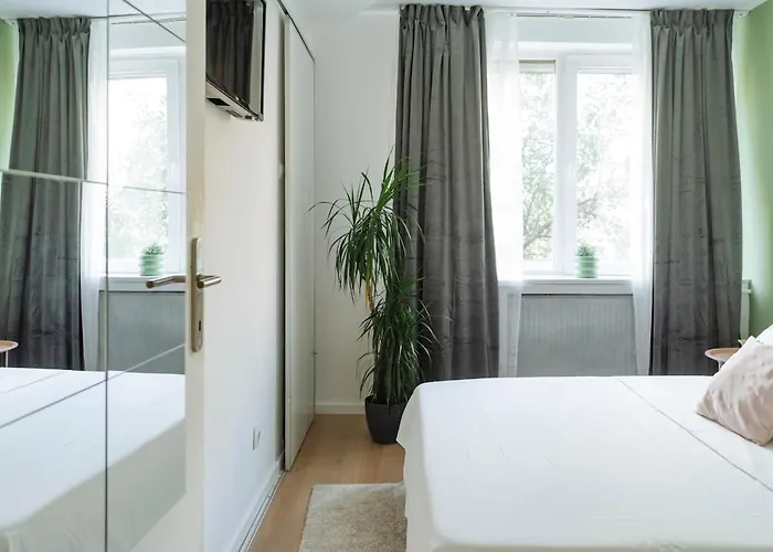 Abby - Old Town Centre Apartment