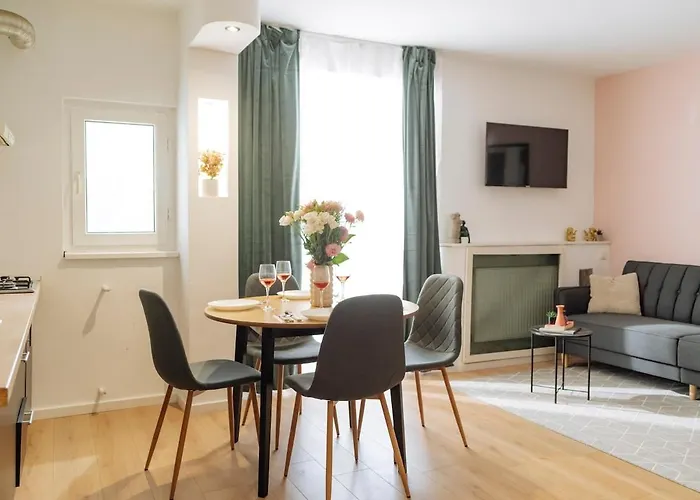 Abby - Old Town Centre Apartment