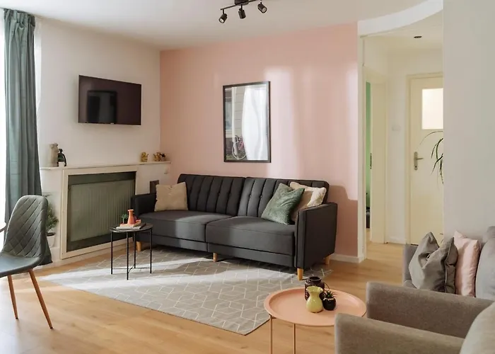 Abby - Old Town Centre Apartment Bucharest