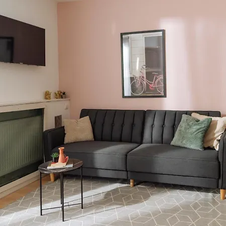 Abby - Old Town Centre